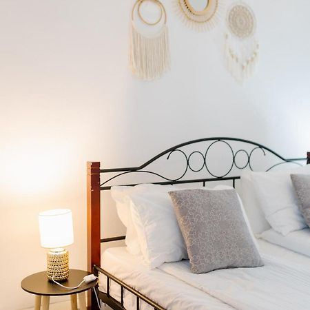 מלון אלבה לוליה La Maison Blanche מראה חיצוני תמונה